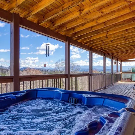 Cozy Cub Cabin